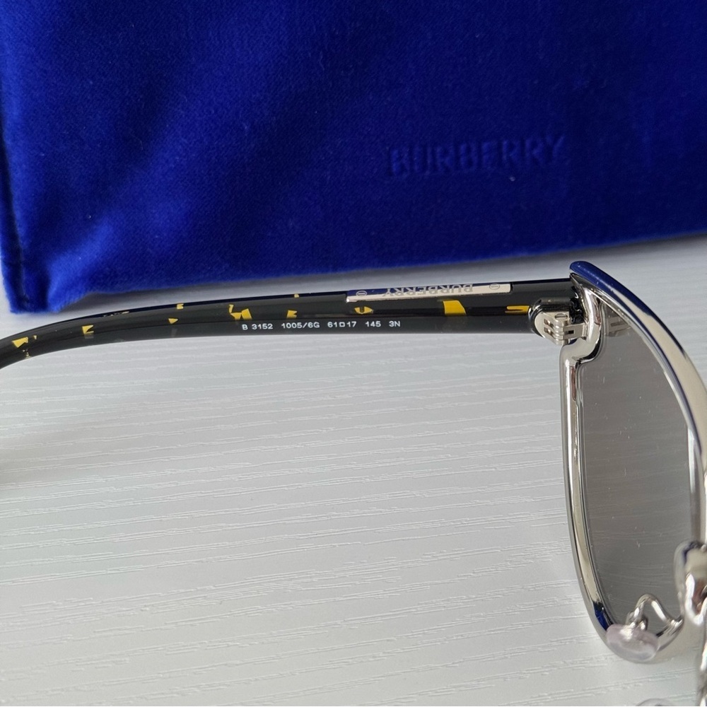 New! Burberry Sunglasses B 3152 1005/6G Metallic Silver Mirror, Authentic - Picture 14 of 16